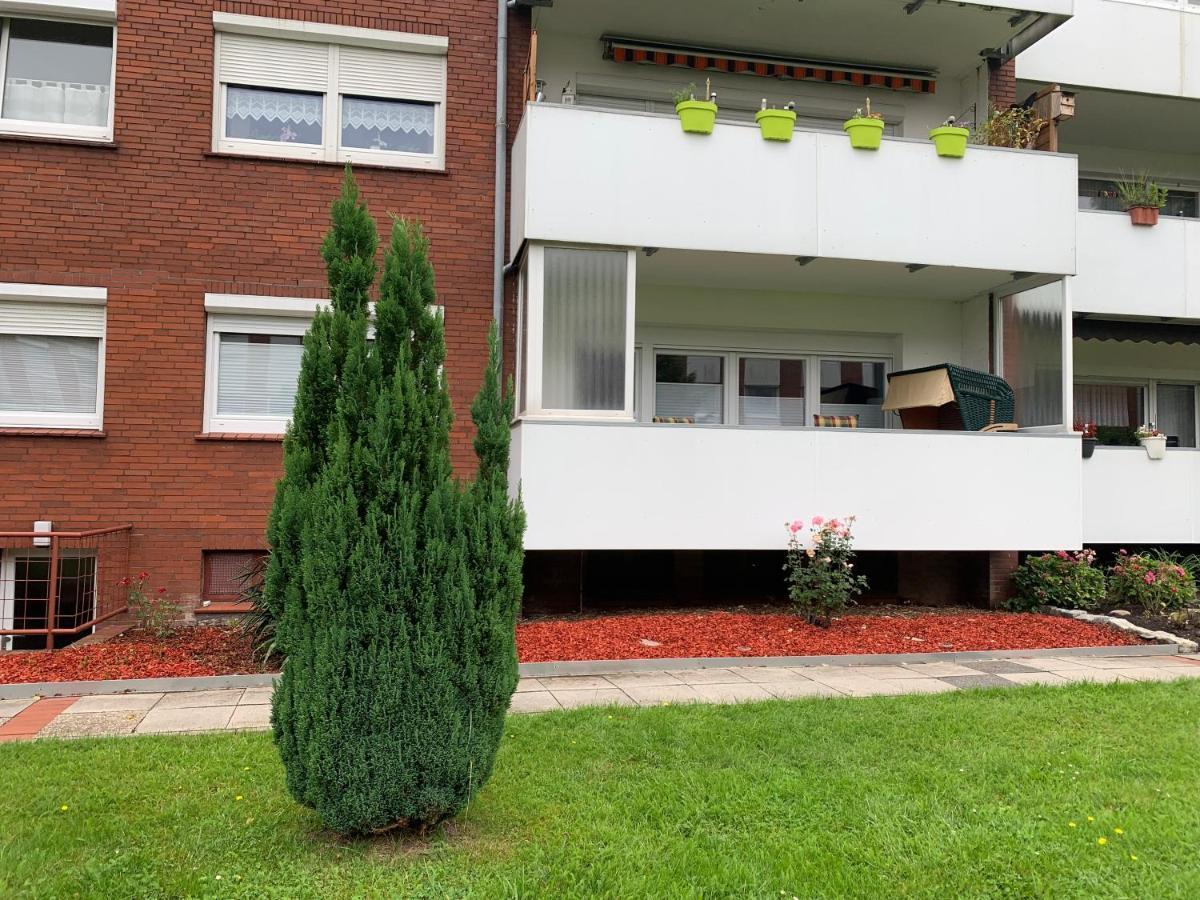 Ferienwohnung Wippsteert - 5 Sterne - Mit Balkon Und Pkw Stellplatz Emden Ngoại thất bức ảnh